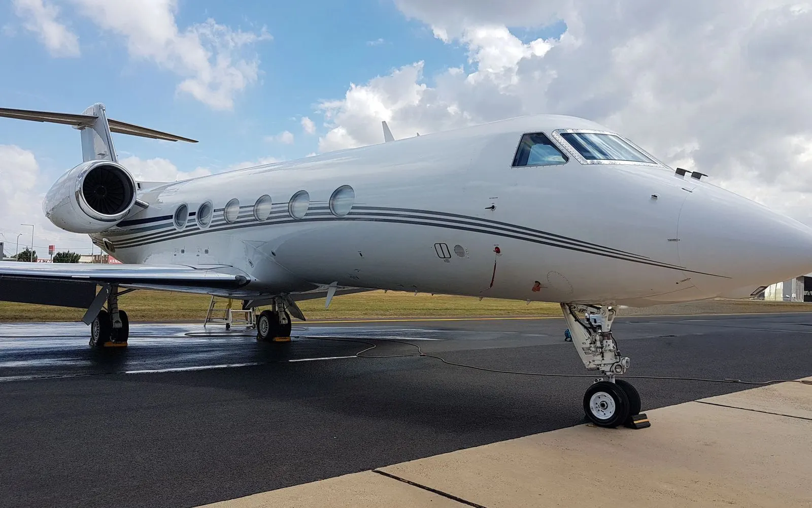 Exterior Wash — Jet Refined